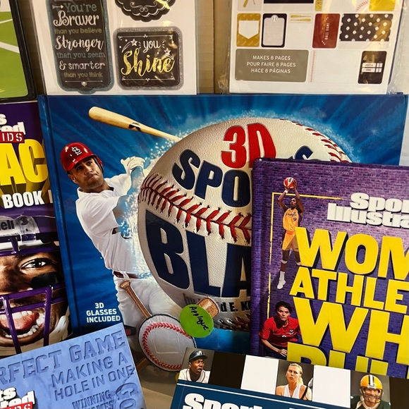 SPORTS ILLUSTRATED FOR KIDS GIFT SET - Picture 9 of 15